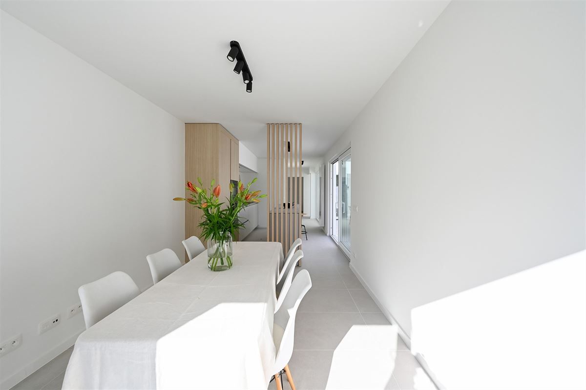 Mooi gerenoveerde woning met tuin en polderzicht foto 7