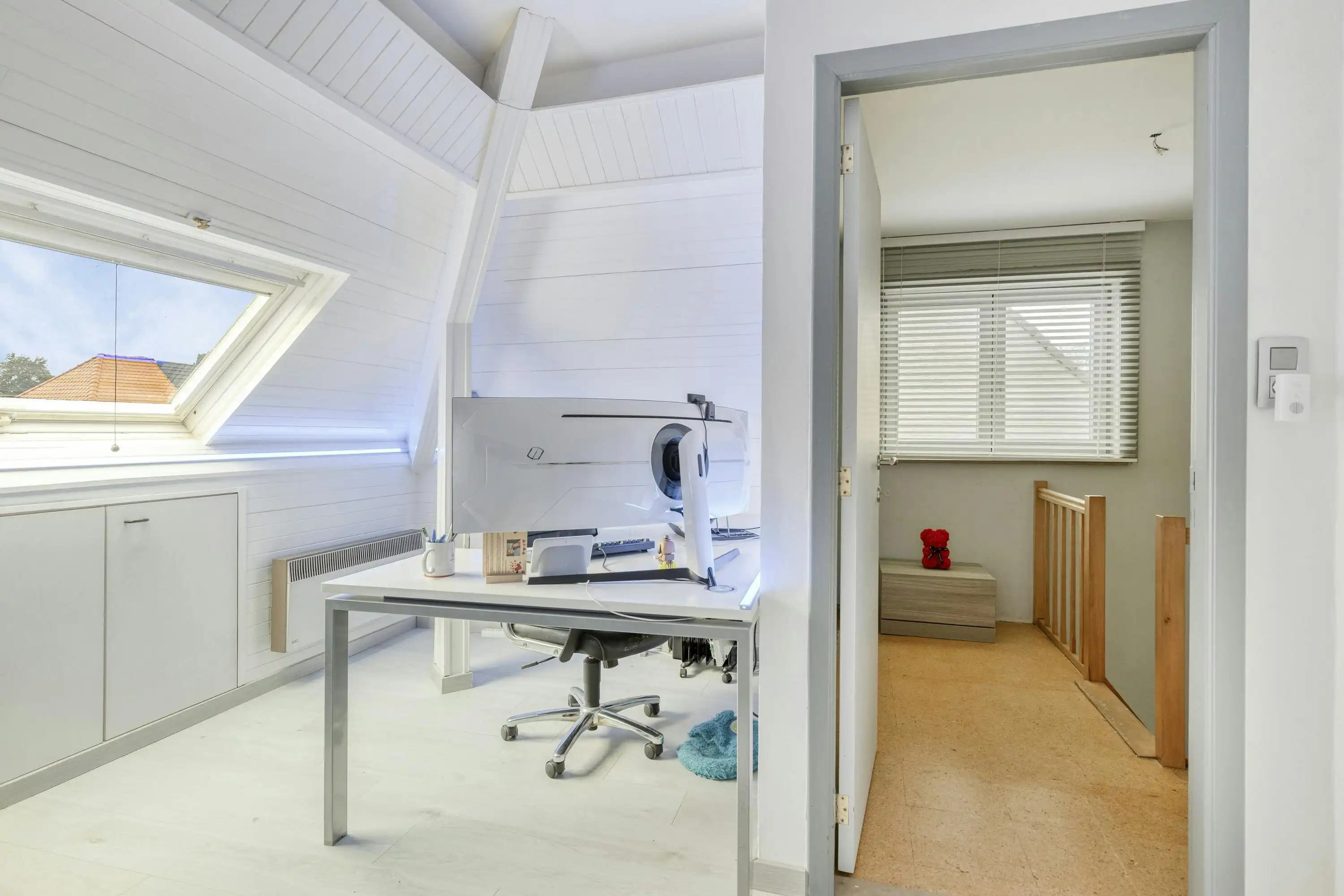 Lichtrijk halfopen huis met tuin en 5 slaapkamers te Schoten foto 26