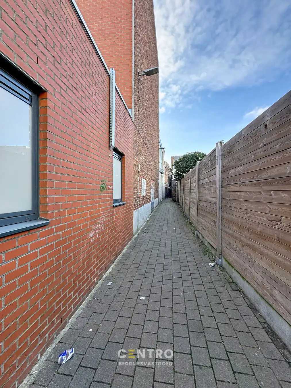 Handelsgelijkvloers op TOPligging (Grote Markt/Ooststraat) te Roeselare! foto 18