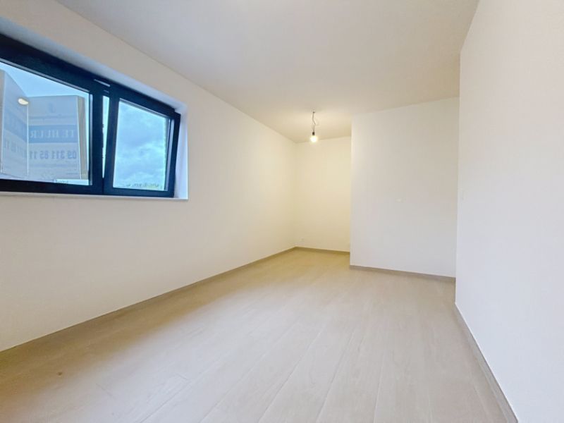 Stijlvolle nieuwbouwwoning in het centrum van Kaprijke foto 6