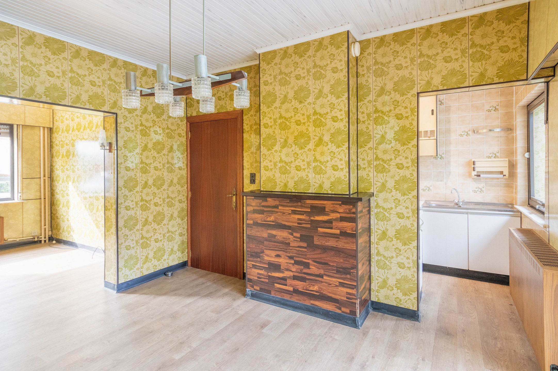 Knusse te renoveren woning met leuke tuin foto 9
