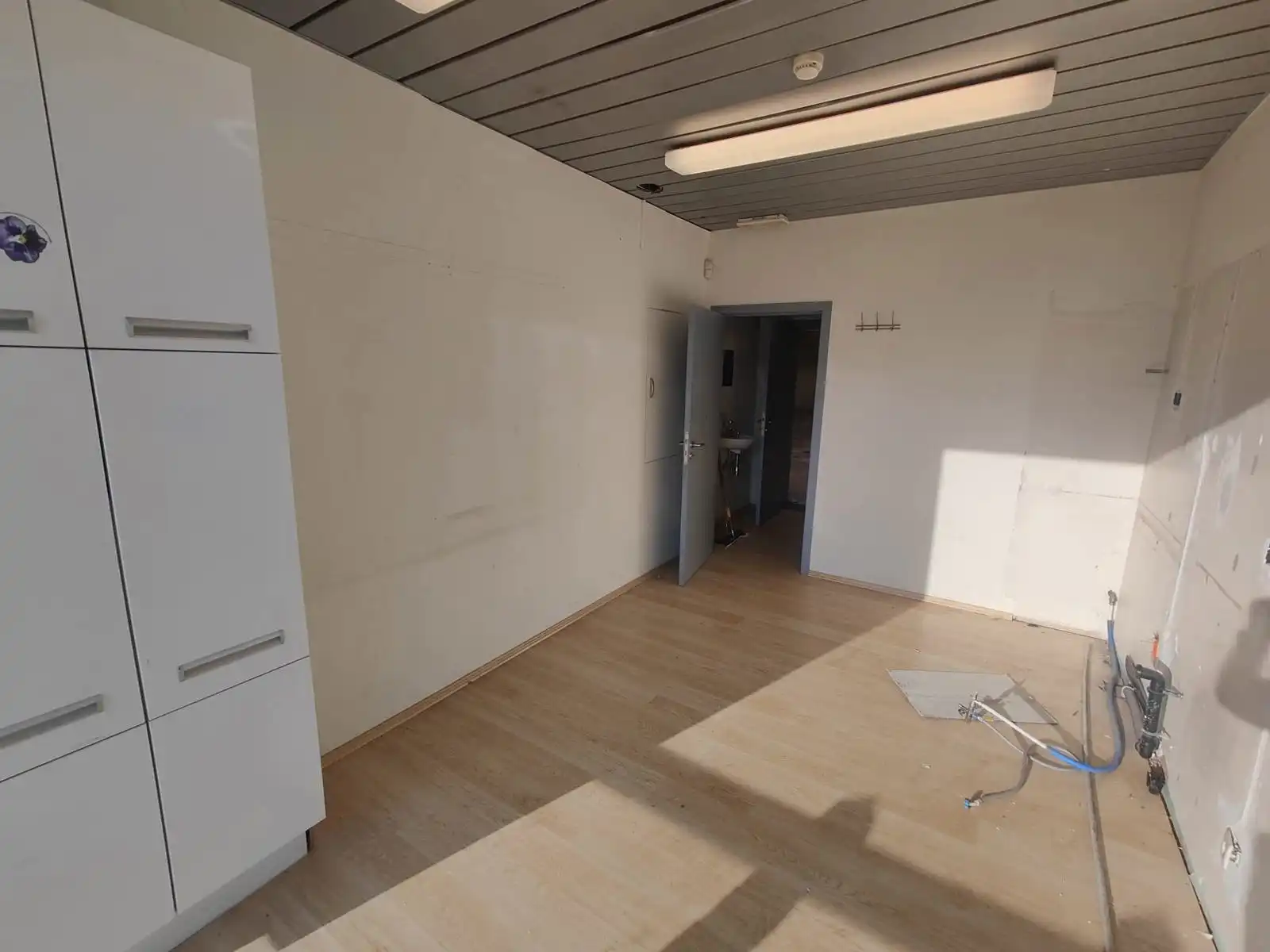 Handelspand op topligging langs Parklaan – Sint-Niklaas foto 11