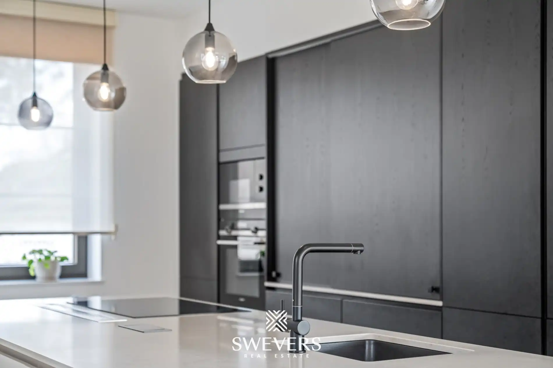 Imposante BEN-villa met luxe-afwerking foto 16