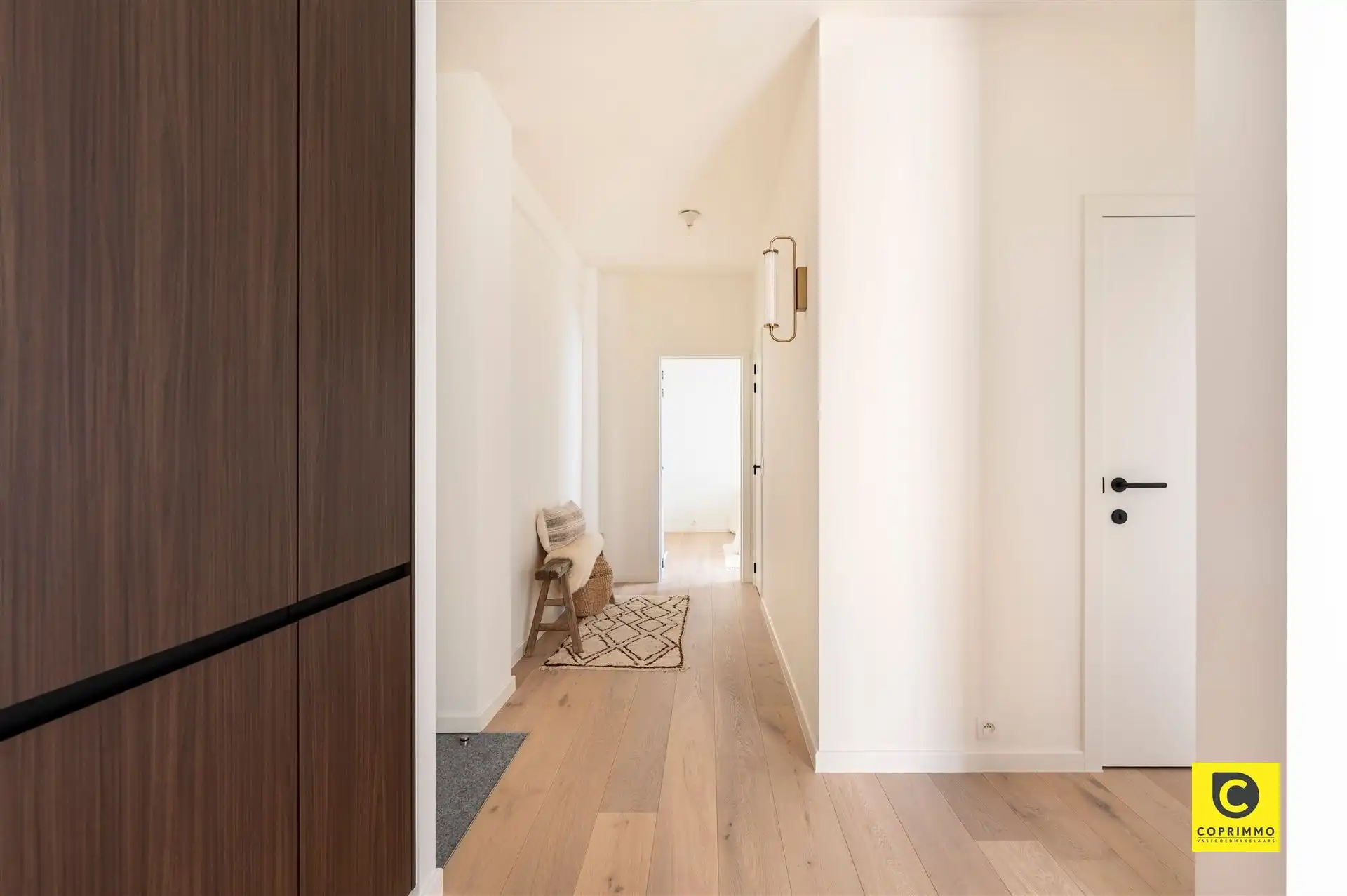 Prachtig 2 slaapkamer app foto 8