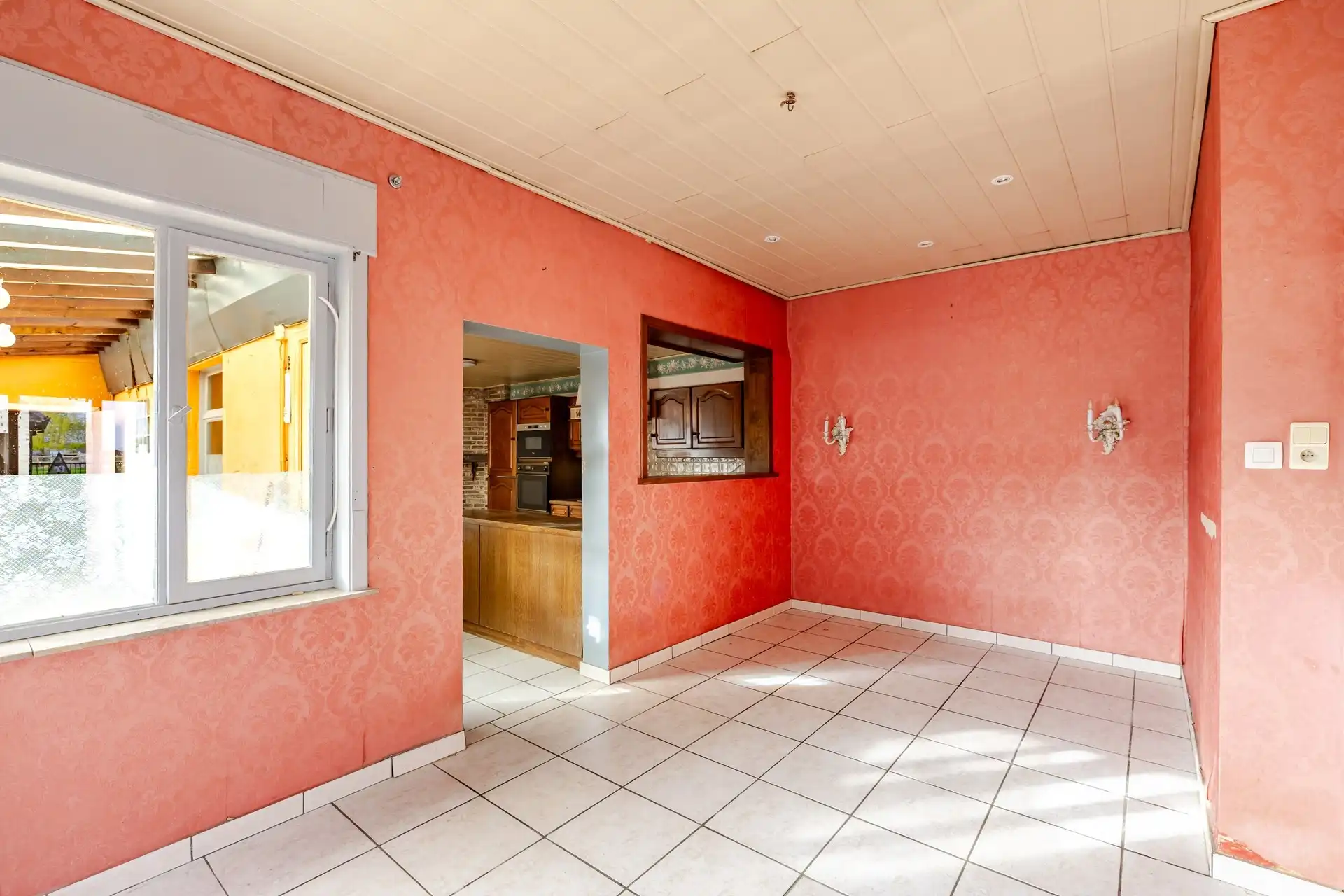 Gunstig gelegen op te frissen woning te Lede foto 5