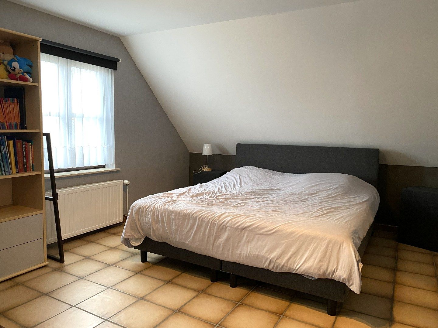 ALLEENSTAANDE WONING MET 3 SLAAPKAMERS | GARAGE EN TUIN IN RUSTIGE WOONWIJK foto 11