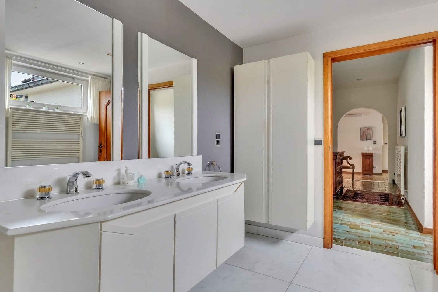 Karaktervol landhuis op 13a62ca, met polyvalente (bedrijfs)hal foto 32