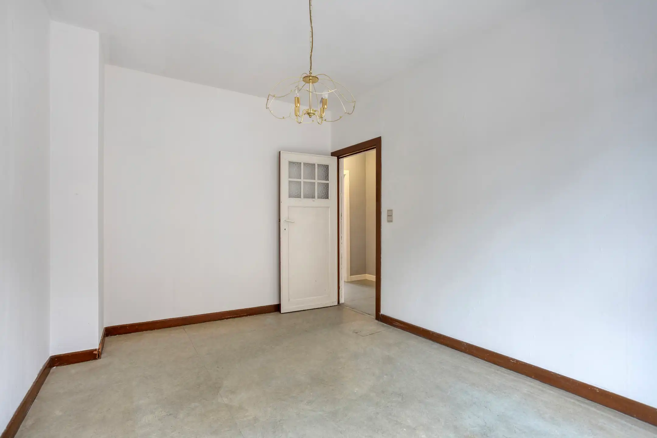 Karaktervolle woning met 4 kamers en tuin op een toplocatie foto 9