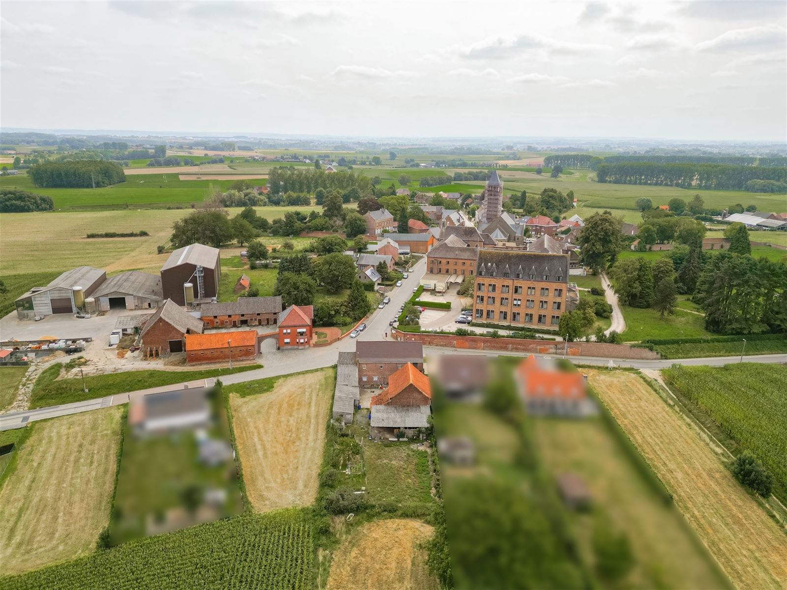 Woning met schuur en weide op 76are70 foto 4