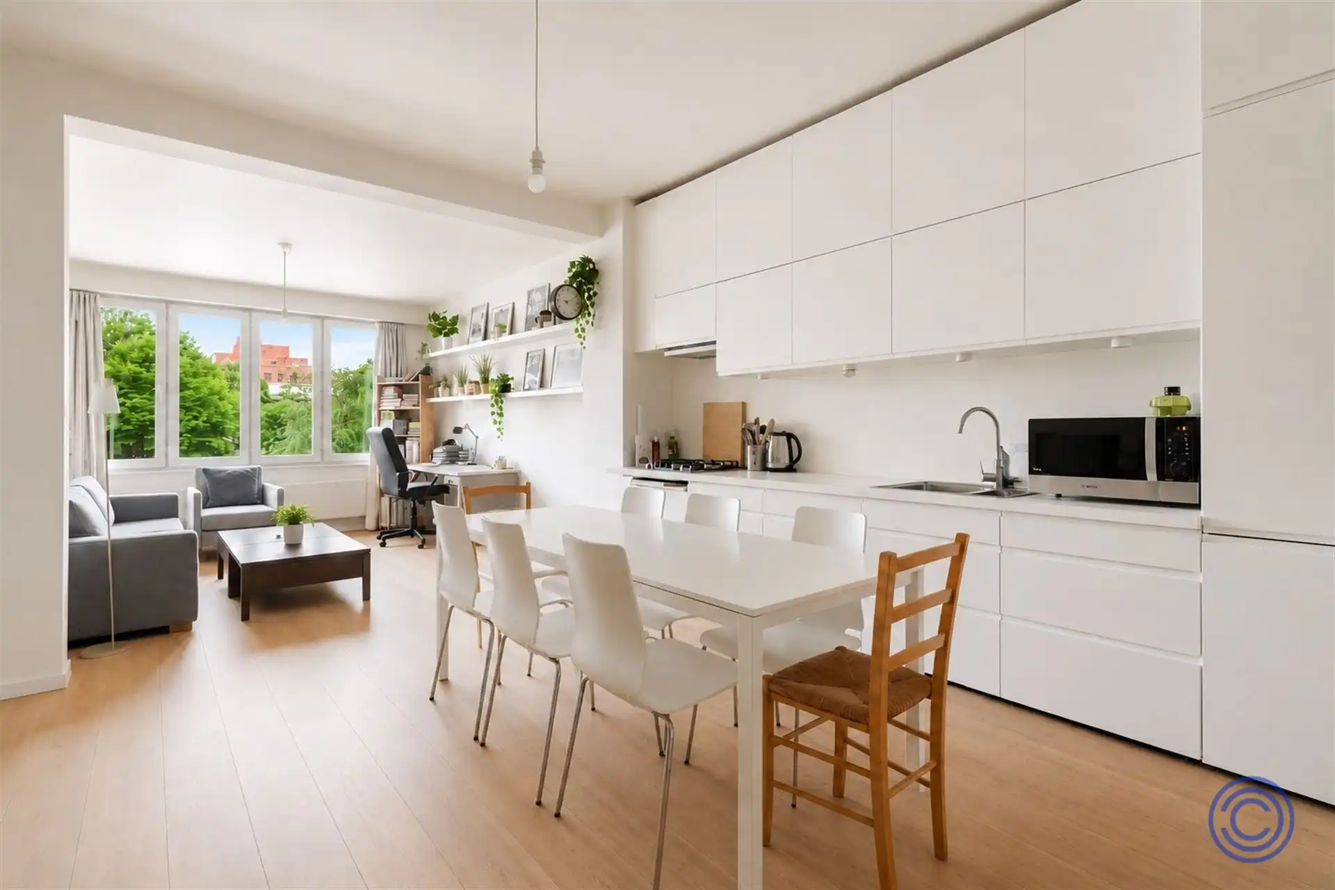 Gezellig, energiezuinig appartement in de Sint-Andriesbuurt! foto 2