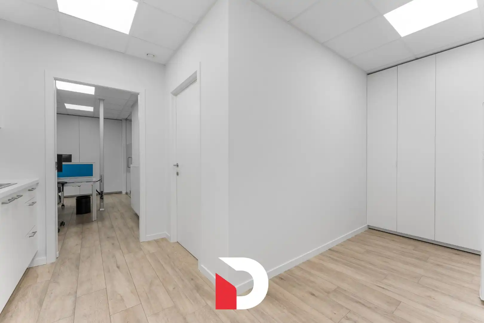 Instapklare en duurzame kantoorruimte van 310 m² te Kristus-Koning foto 13