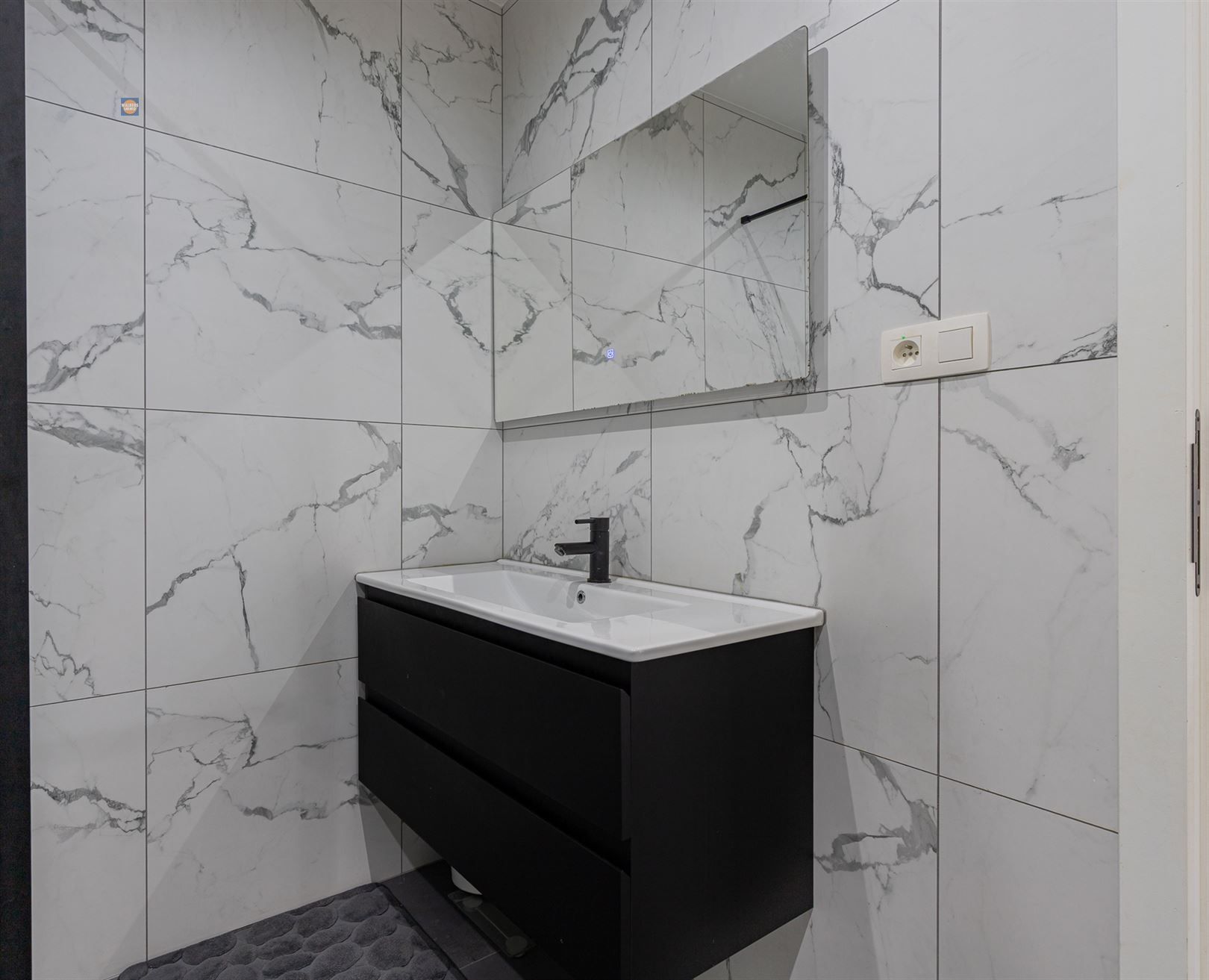 Gezellige 3-Slaapkamerwoning in Hartje Willebroek foto 9