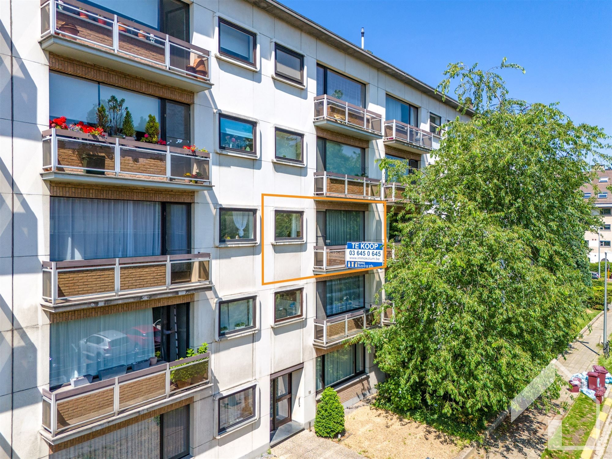 Ruim verzorgd appartement in het hart van Schoten foto {{pictureIndex}}
