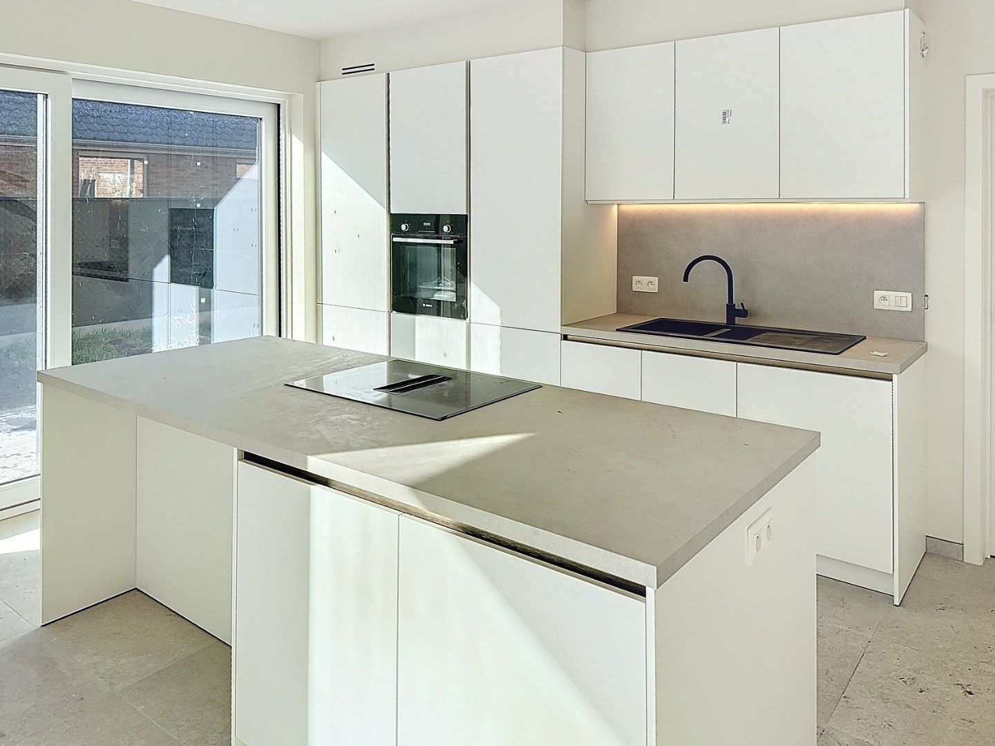 Prachtige en zéér ruime woning met kwaliteitsvolle afwerking foto 8