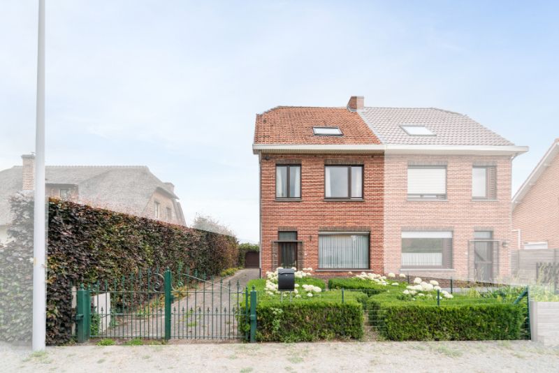 ()=>{if(producerUpdateValueVersion(node),producerAccessed(node),node.value===ERRORED)throw node.error;return node.value} Hoogstraat 123 - 9160 Lokeren