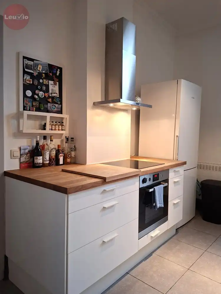 Ruime woning op uitstekende locatie foto 14