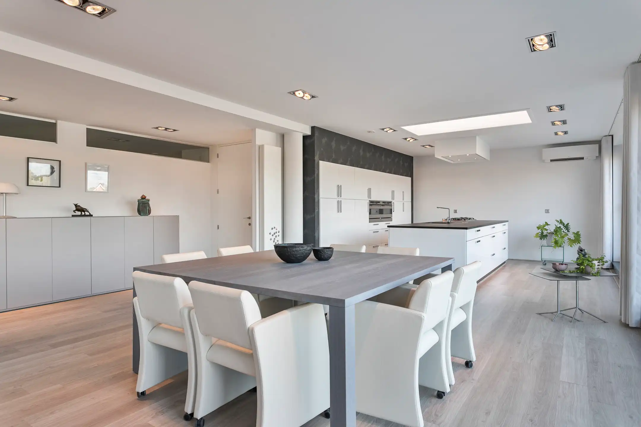 Loft met magazijn en kantoorruimte te Bonheiden foto 4