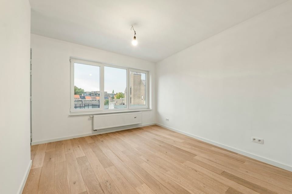 GERENOVEERD APPARTEMENT MET 1 SLK IN HET CENTRUM VAN SINT-TRUIDEN foto 7