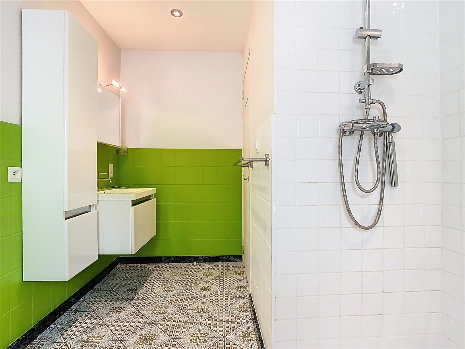 Gezellige woning, 2 slpks, terras/koer, garage, 2a 77ca  foto 21