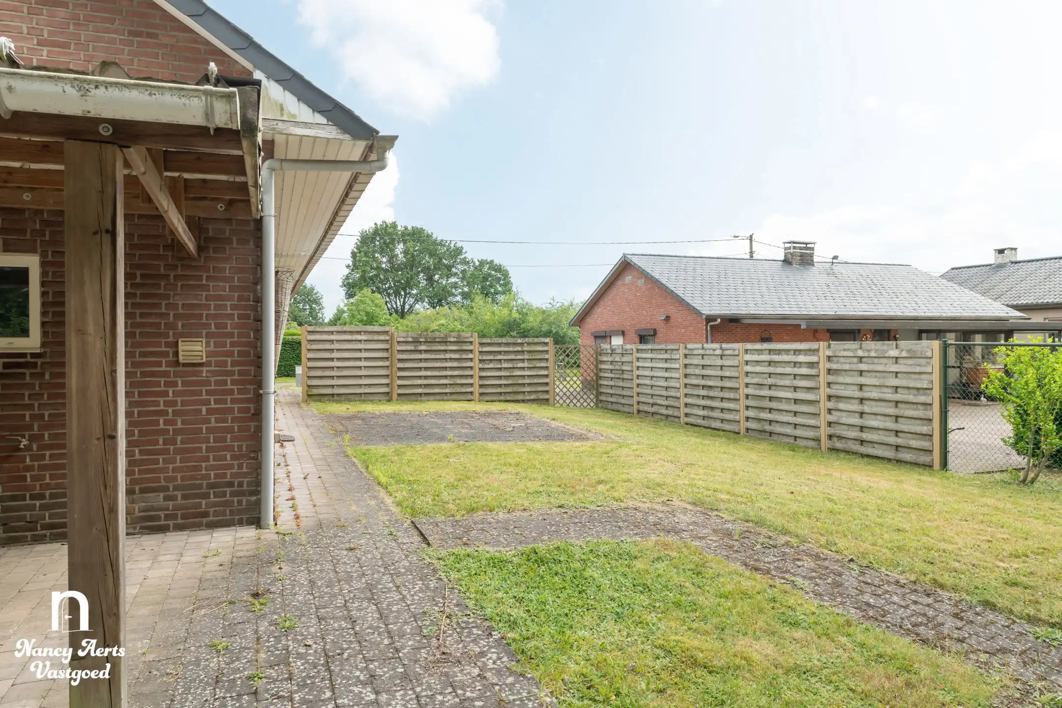 Rustig wonen – ruime gezinswoning op een perceel van 1102 m² foto 6