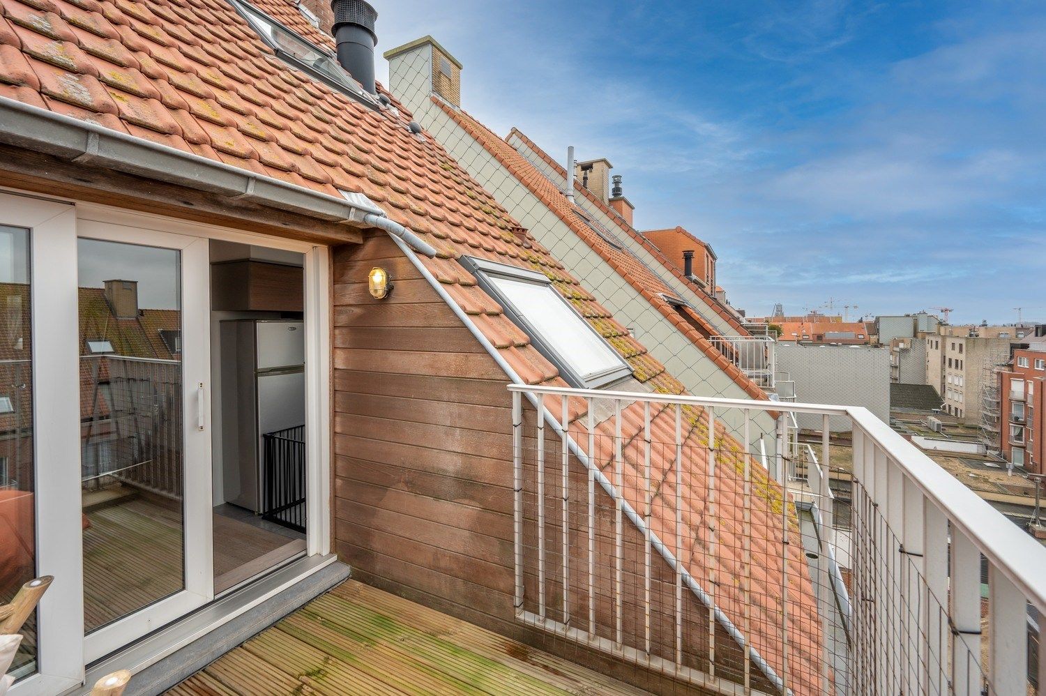 Zeer gezellige duplex met mooie terrassen, op de Lippenslaan met open haard!  foto 16