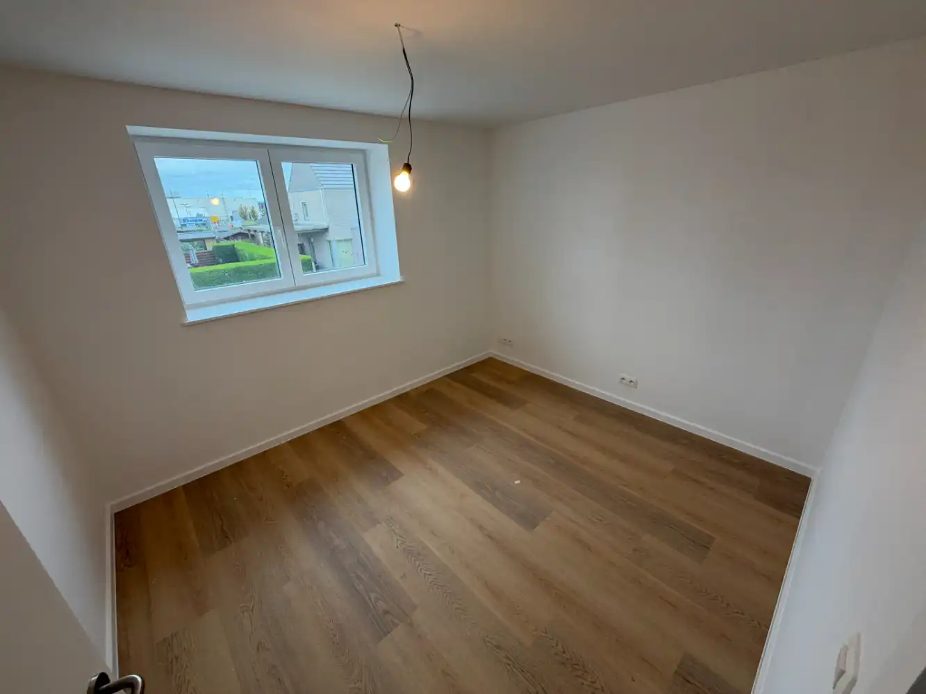 4 slaapkamer nieuwbouw woning te huur foto 15
