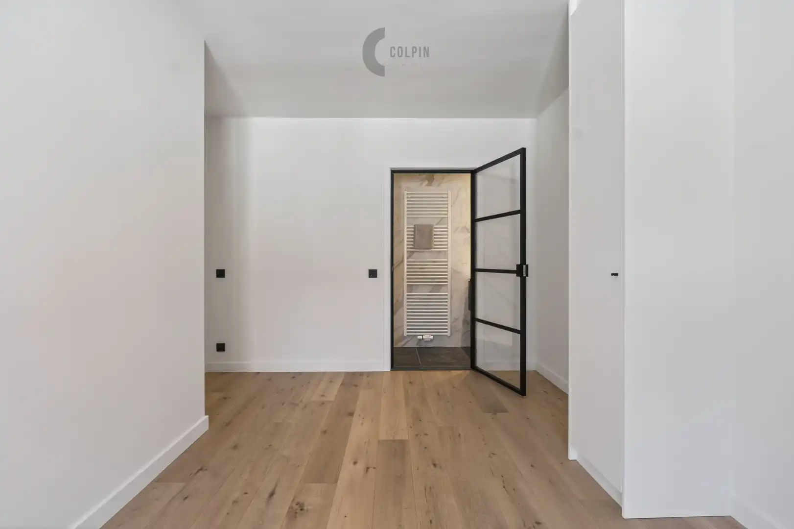 Luxueus gerenoveerd & ruim appartement (107 m2) foto 13