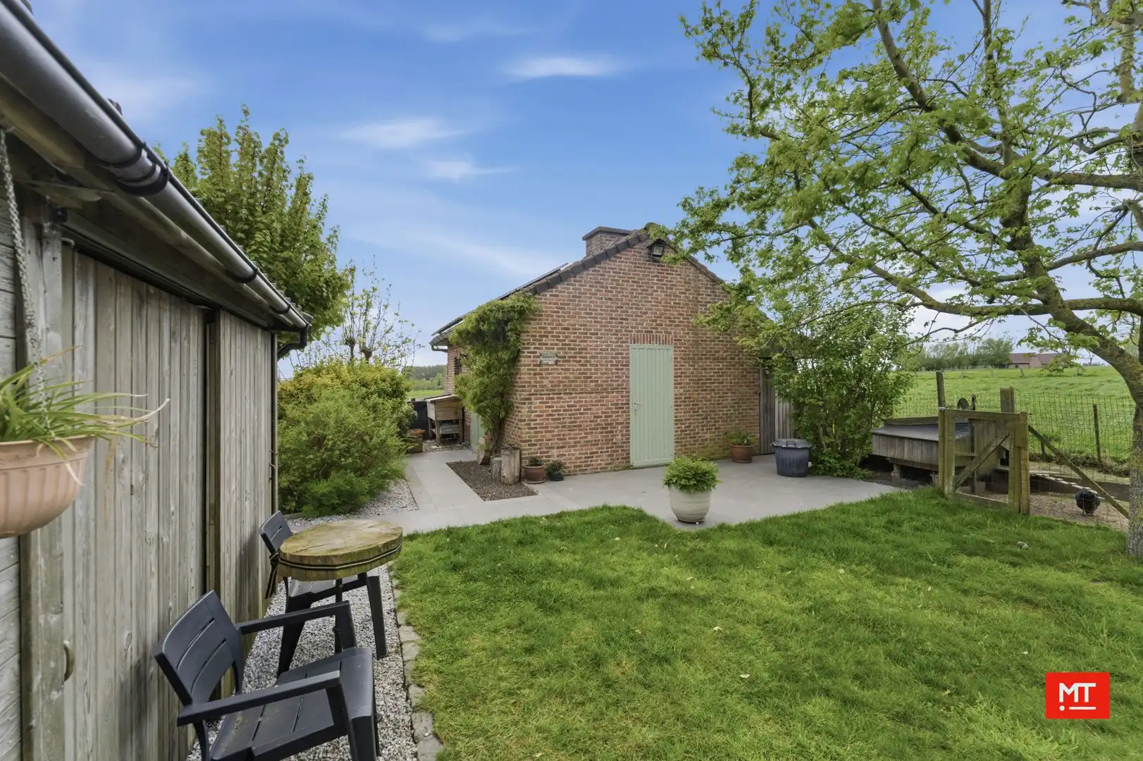 Charmante halfopen woning op een landelijke locatie in Gullegem foto 24