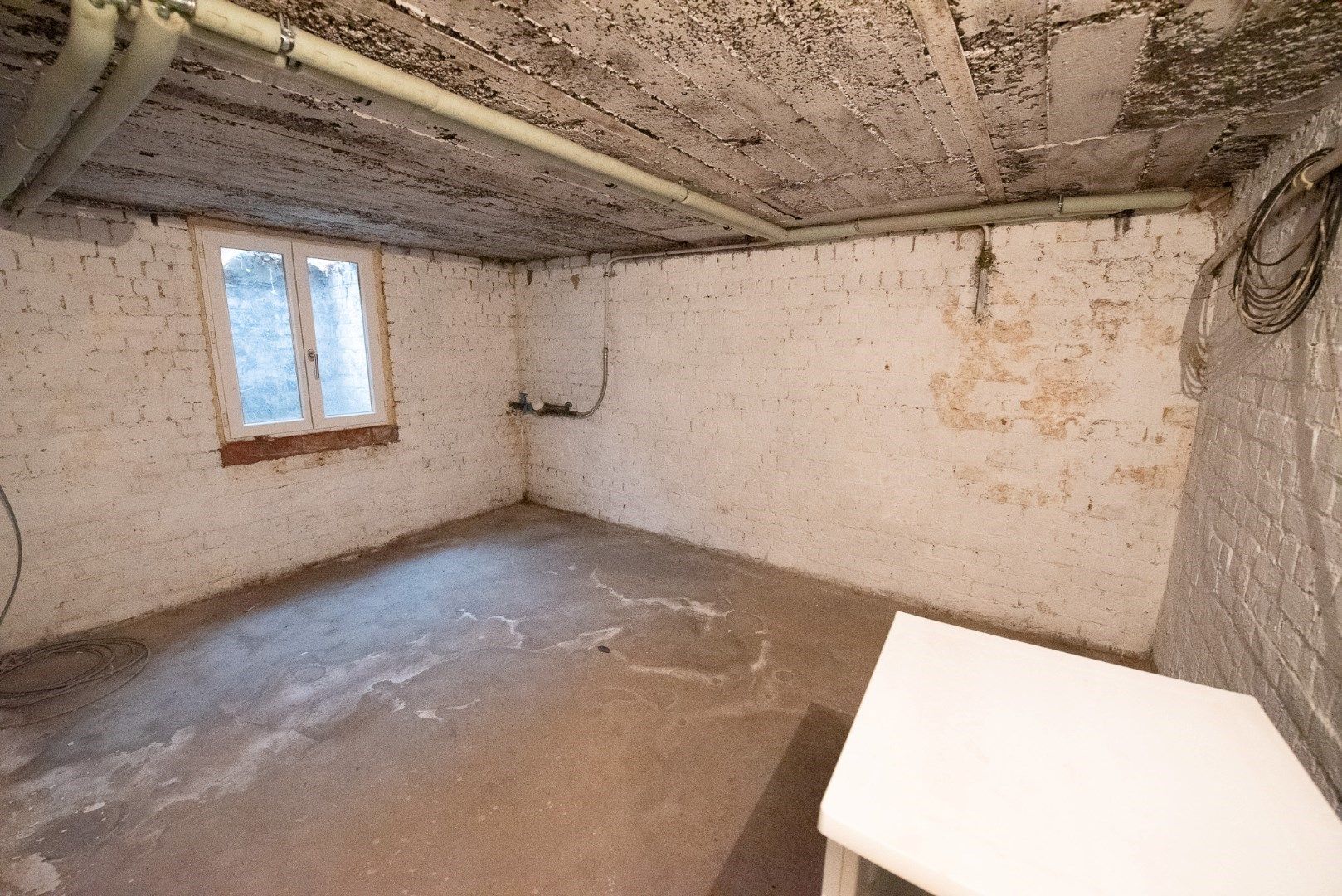 Gerenoveerd woning te huur in het centrum van Waregem! foto 12