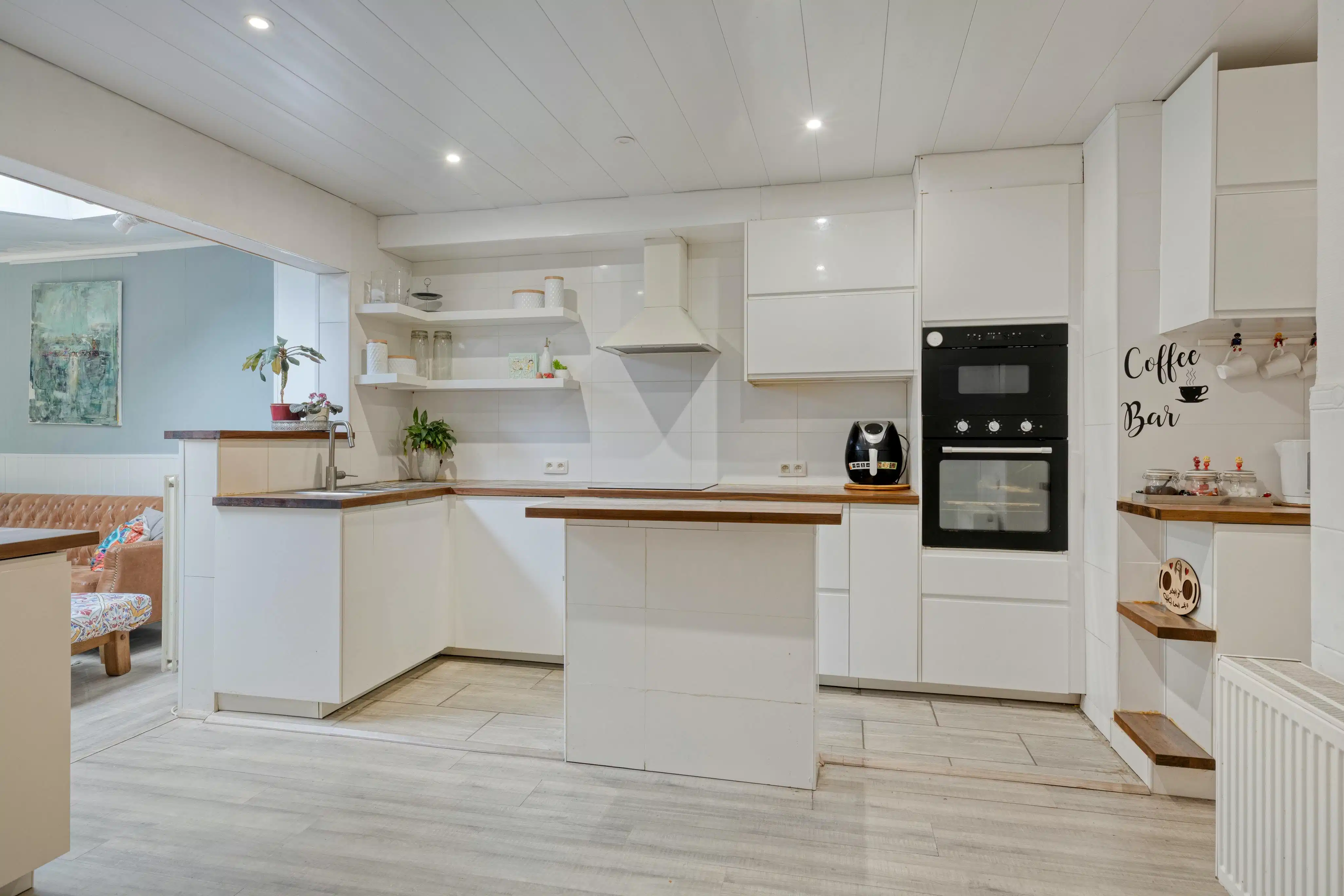 Huis met prachtige zuid-tuin te koop in een doodlopende wijk foto 6