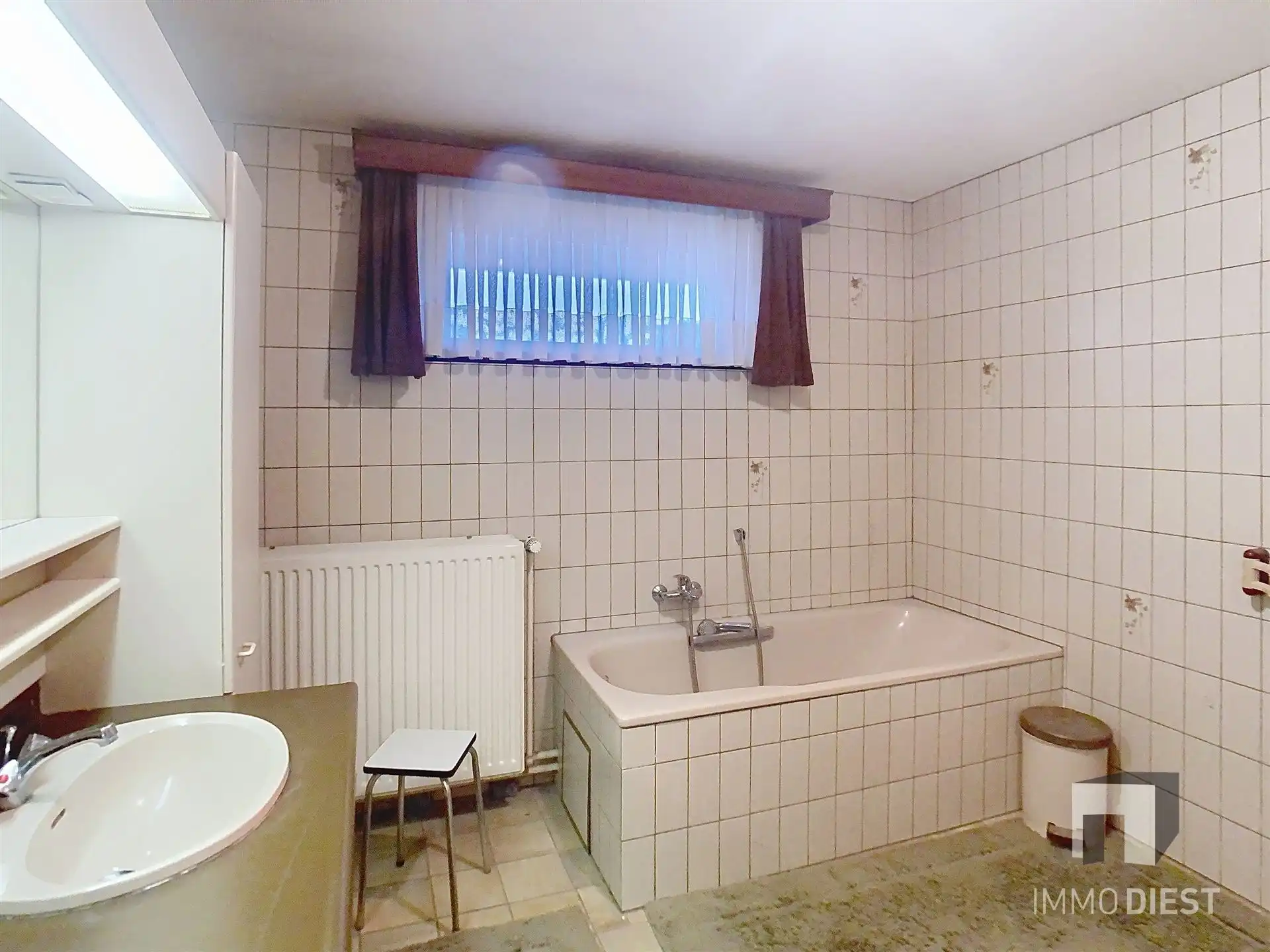 Stevige stadswoning met 4 slaapkamers in centrum Halen  foto 29