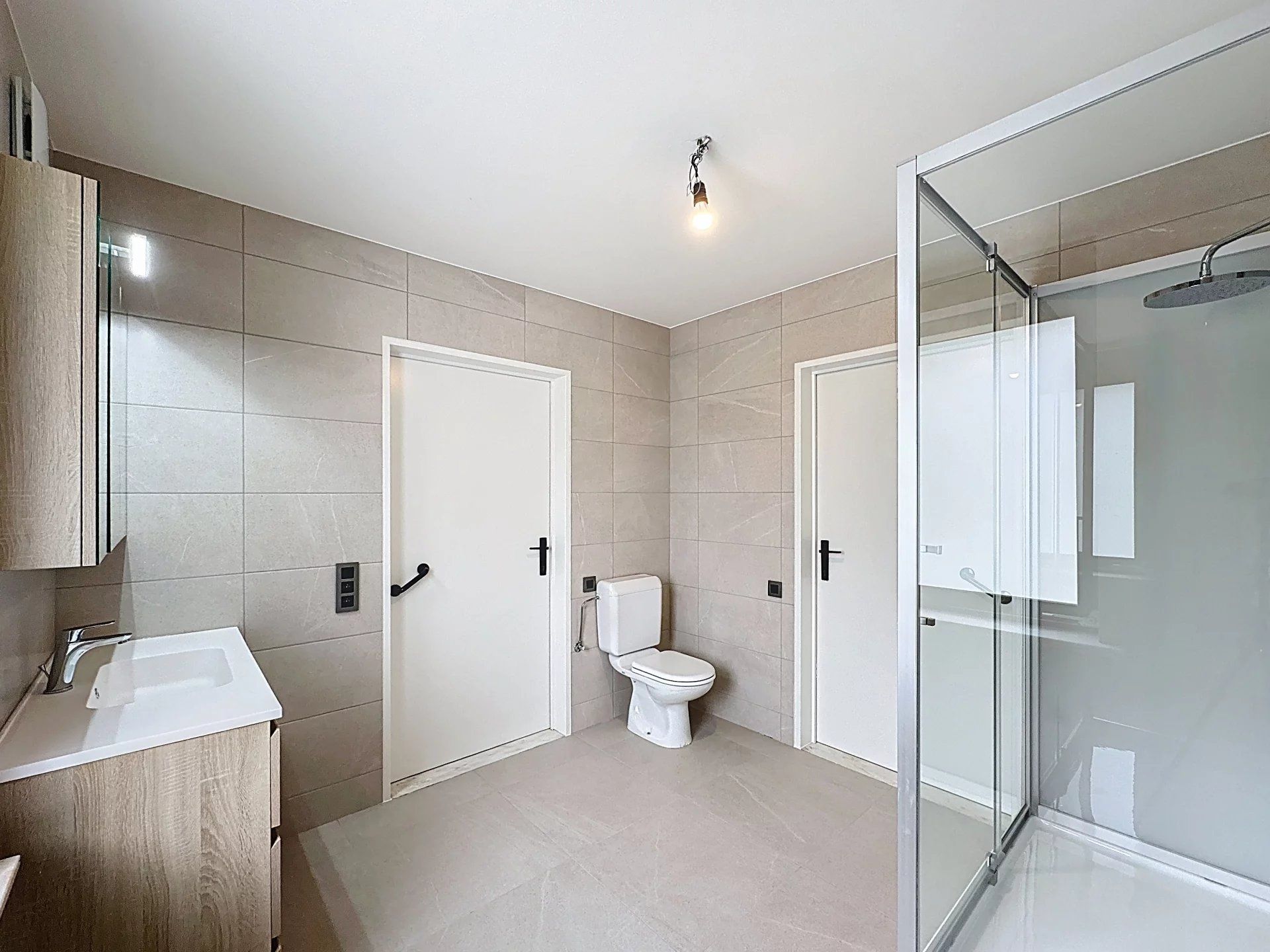 Gerenoveerde woning op groot perceel met 1 slaapkamer en uitbreidingsmogelijkheden. foto 8