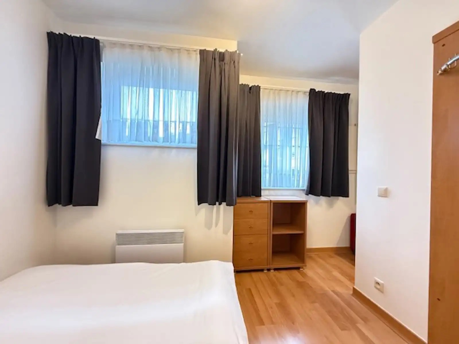 Gemeubelde studio met één slaapkamer foto 6