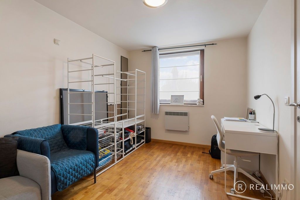 Duplexappartement met ruim terras in hartje Stasegem foto 7