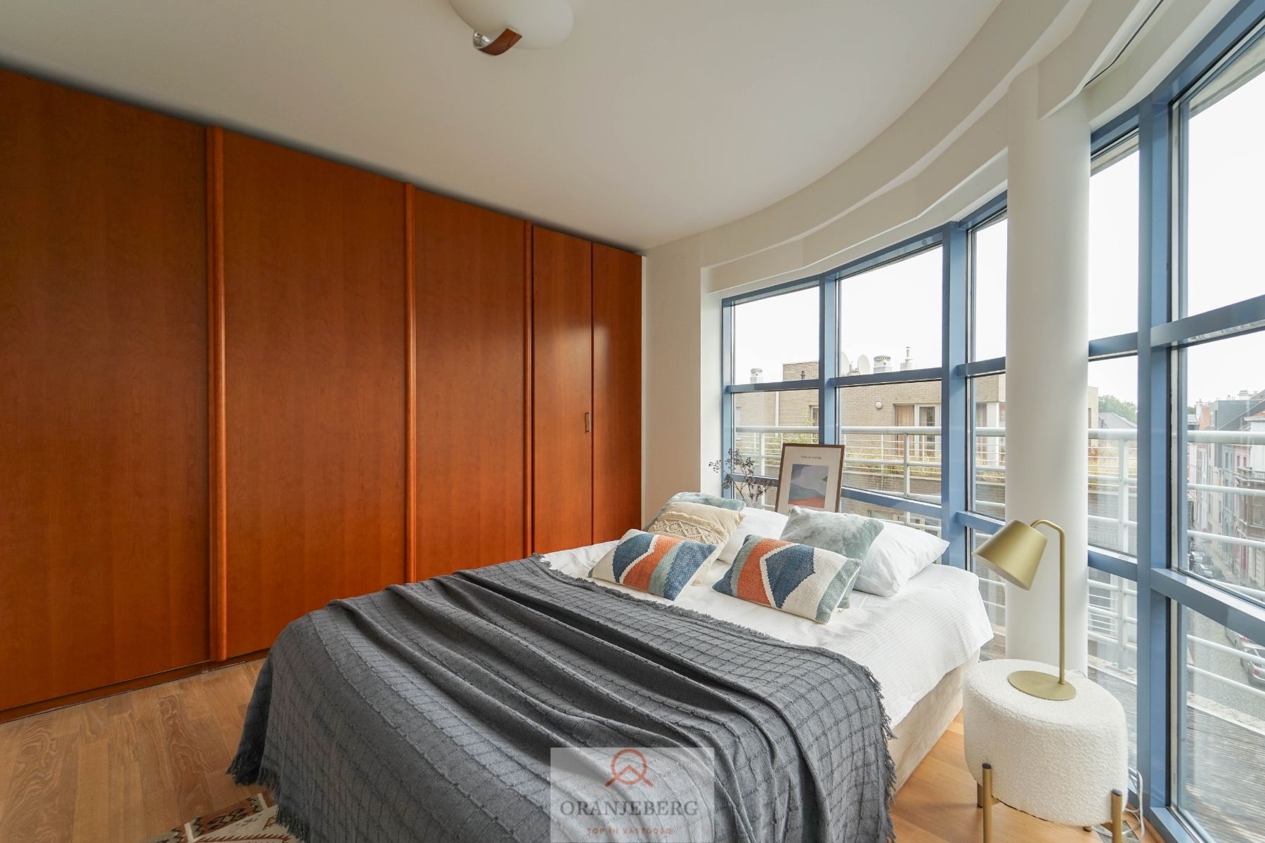 Lichtrijk en ruim appartement (102 m²) met zicht op het Zuidpark, Sint-Pietersabdij, Boekentoren foto 12