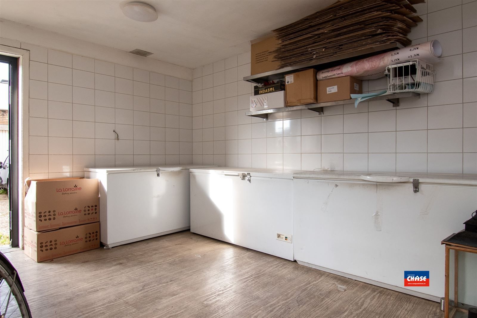Handelspand met appartement en garagebox foto 8