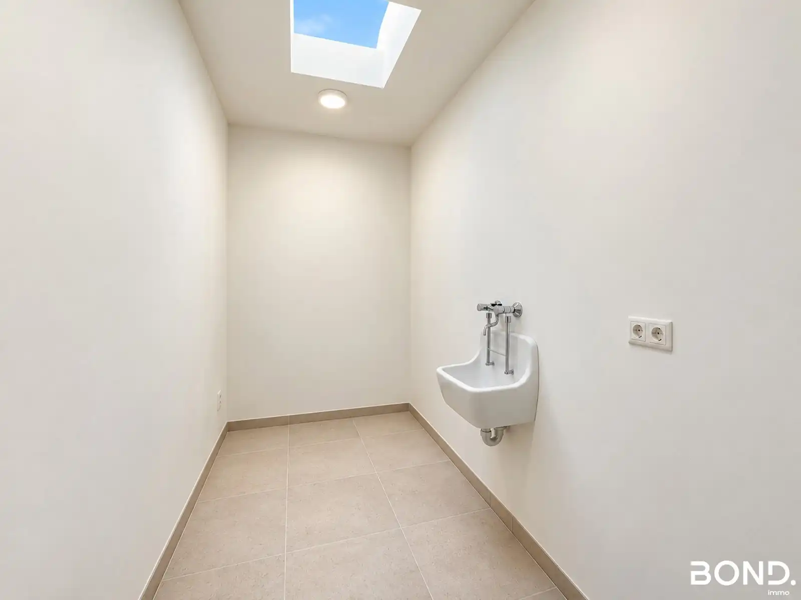 Ruime vernieuwbouwwoning met 6 slaapkamers te huur in Leuven foto 11