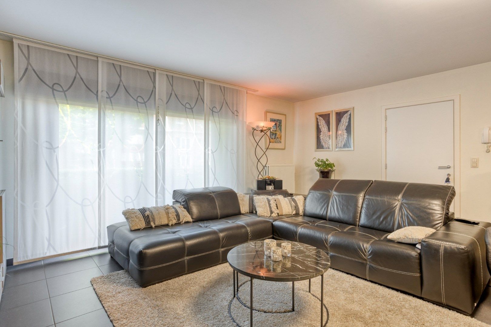 Verzorgd gelijkvloers appartement met tuin vlakbij het centrum foto 8