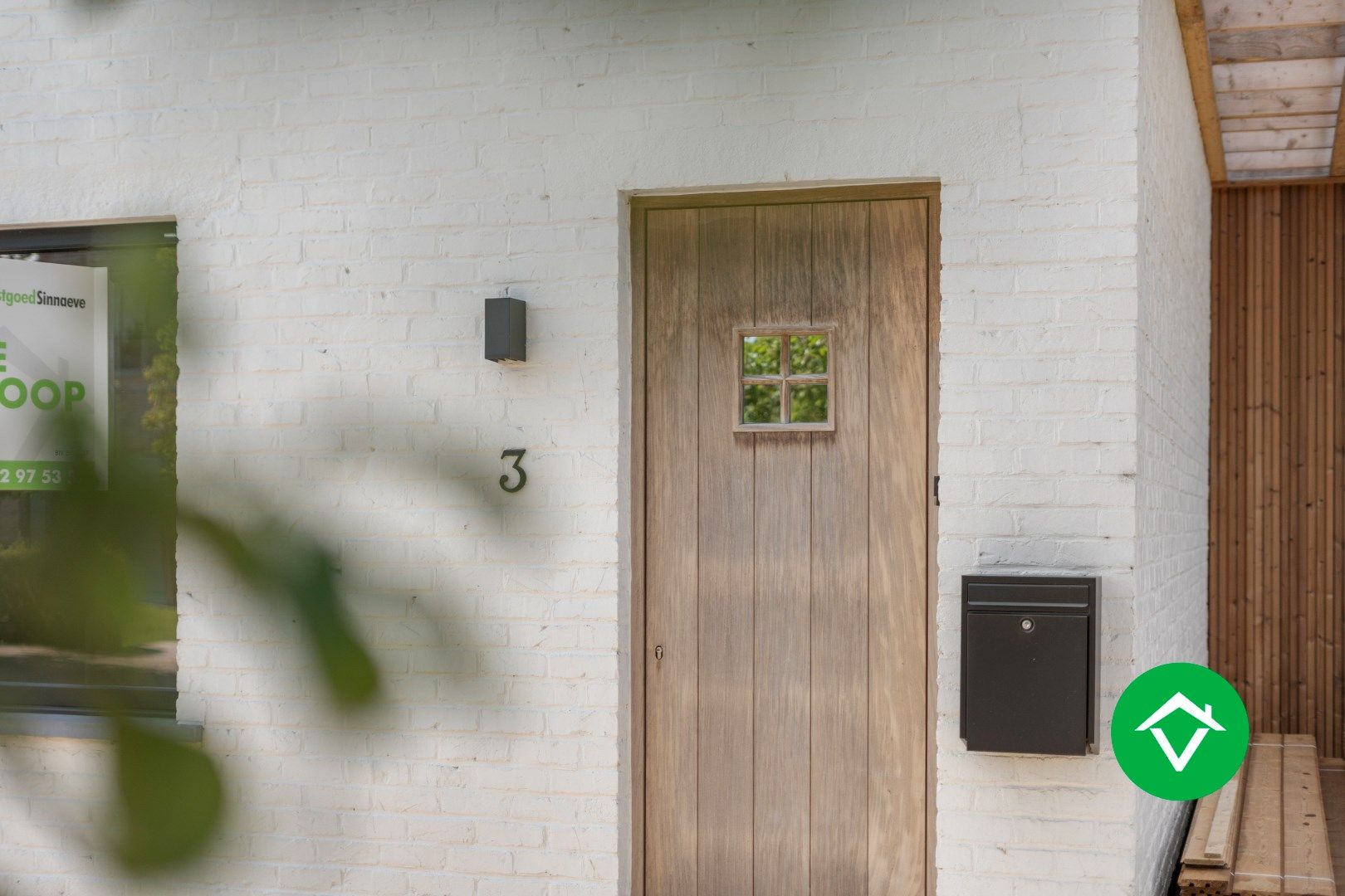 Volledig gerenoveerde alleenstaande woning in Izenberge foto 2