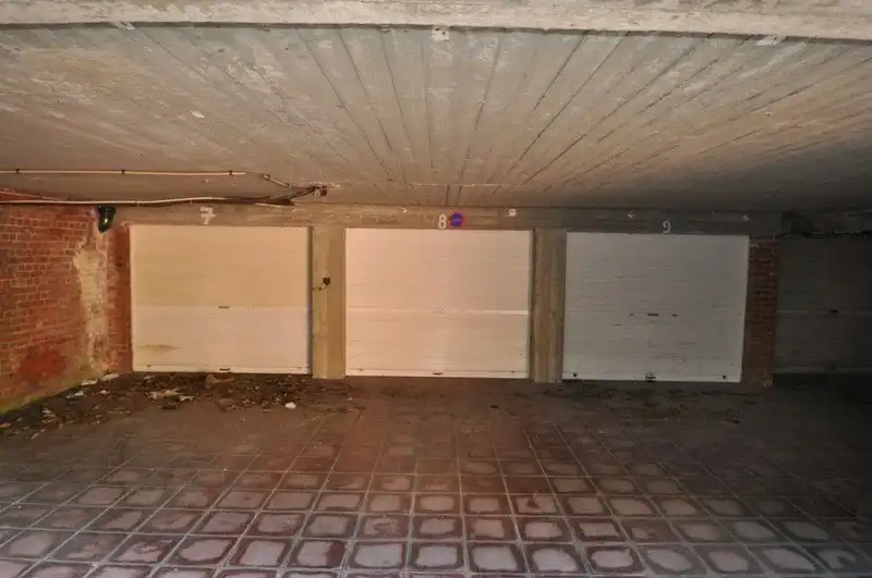 Garage te huur op  jaarbasis op de Koninklijke Baan te Koksijde foto 5