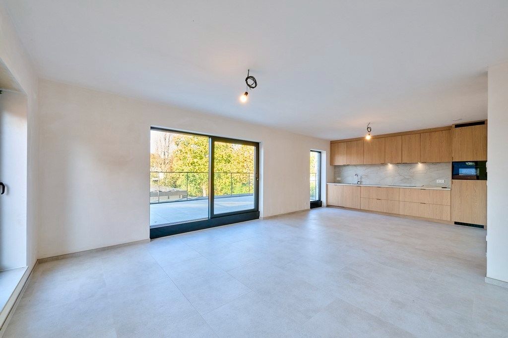 Ezaart 35 2400 Mol 1ste verdiep te huur van 100 m² met terras en met Carport en buitenberging foto 5