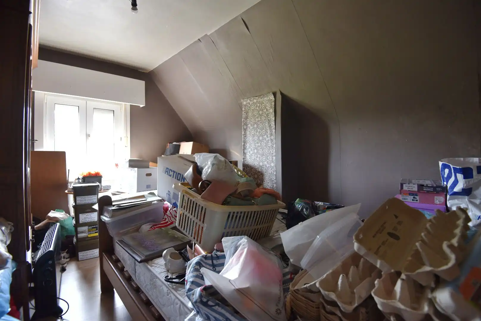 Te renoveren woning met 2 slpks nabij centrum Maldegem foto 6