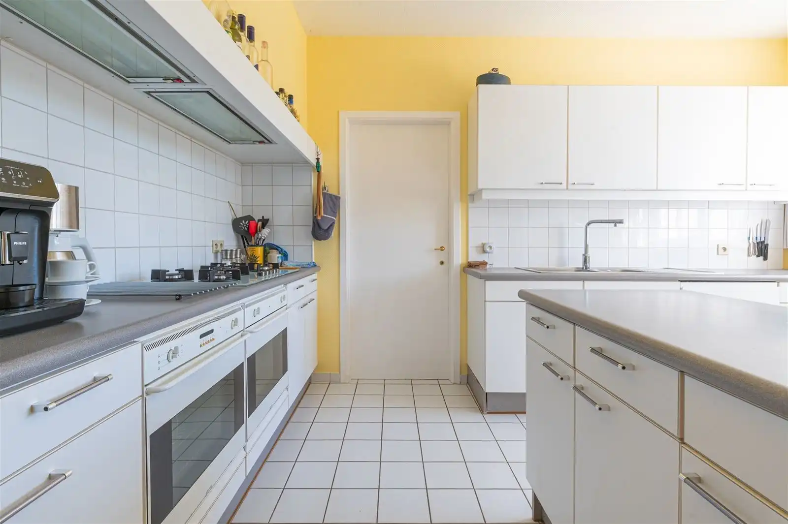 Landhuis met tuin en weide op +/-  78are foto 15