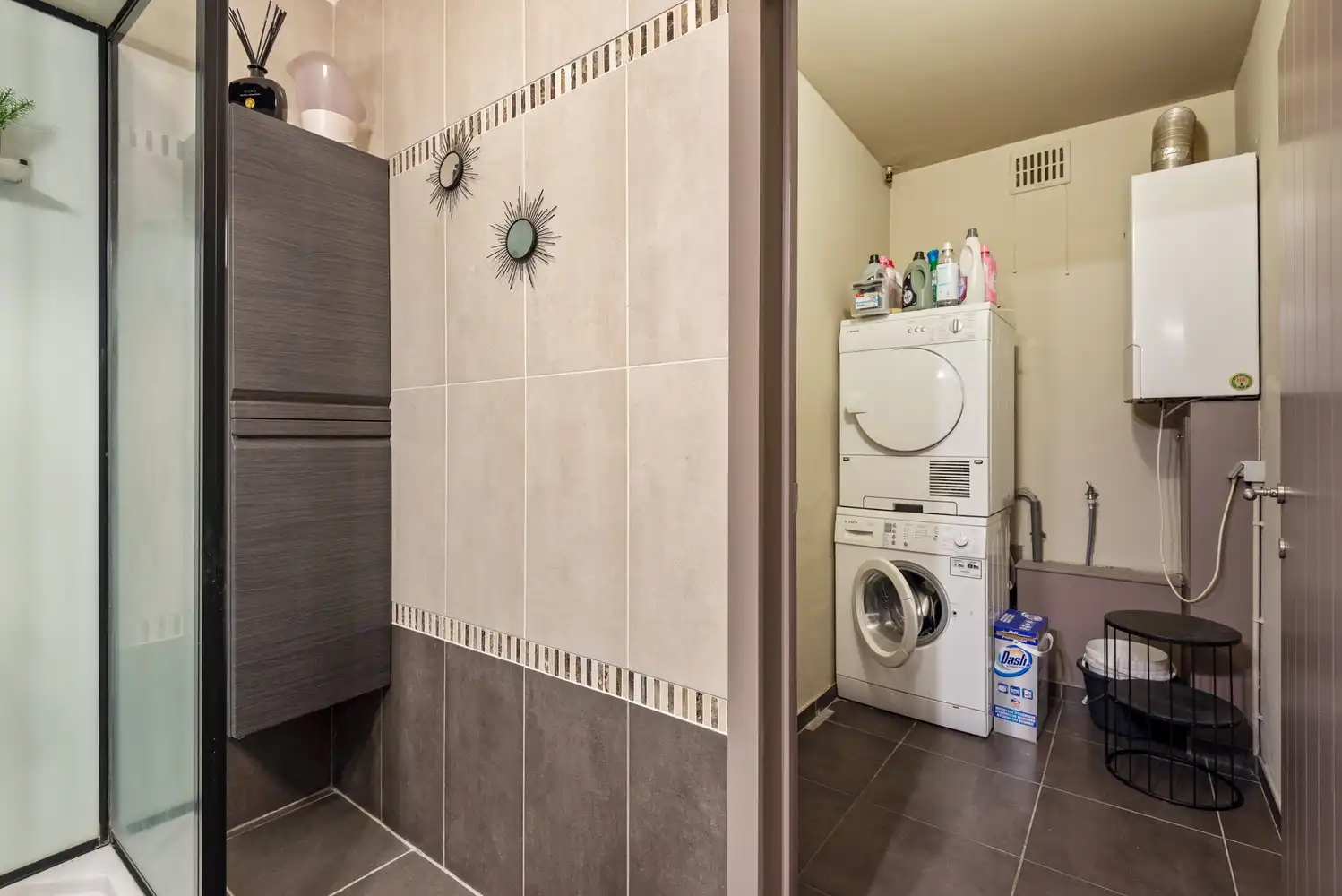 Tof gelijkvloers appartement met 2 slaapkamers, tuin en zwembad foto 12