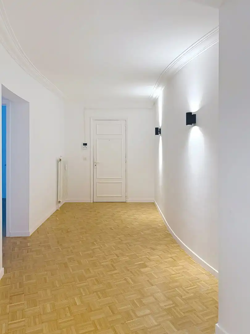 Luxueus appartement met 2 slaapkamers en 3 douchekamers foto 9