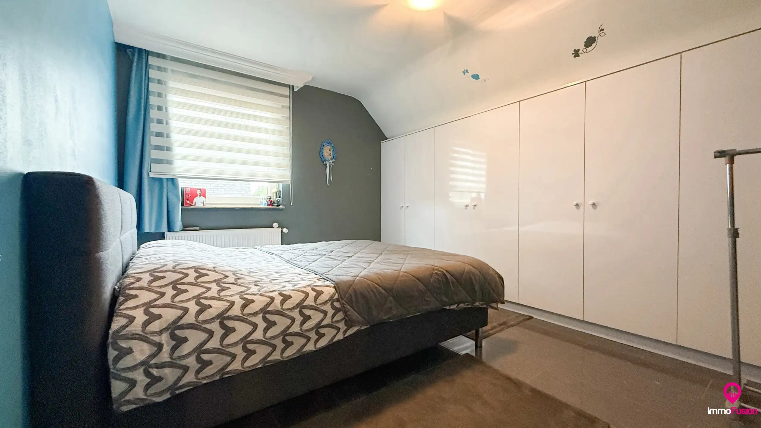 Instapklare woning met 3 slpks, tuin en garage in Lillo! foto 28