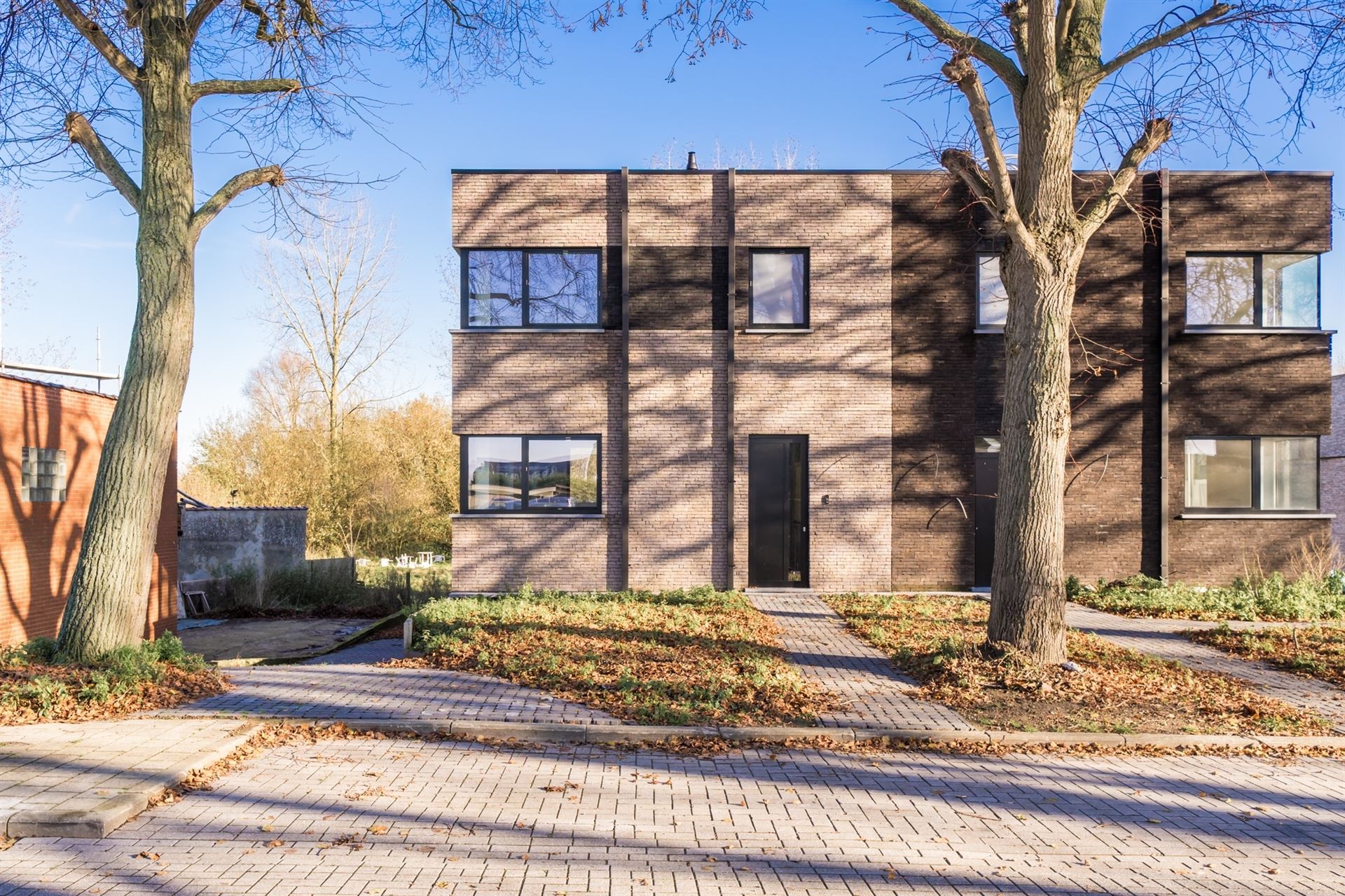 PRACHTIGE HALFOPEN NIEUWBOUWWONING met 3 / 4  slaapkamers en mogelijkheid om Privé met Professioneel te combineren (verkoop met registratierechten!) foto 24