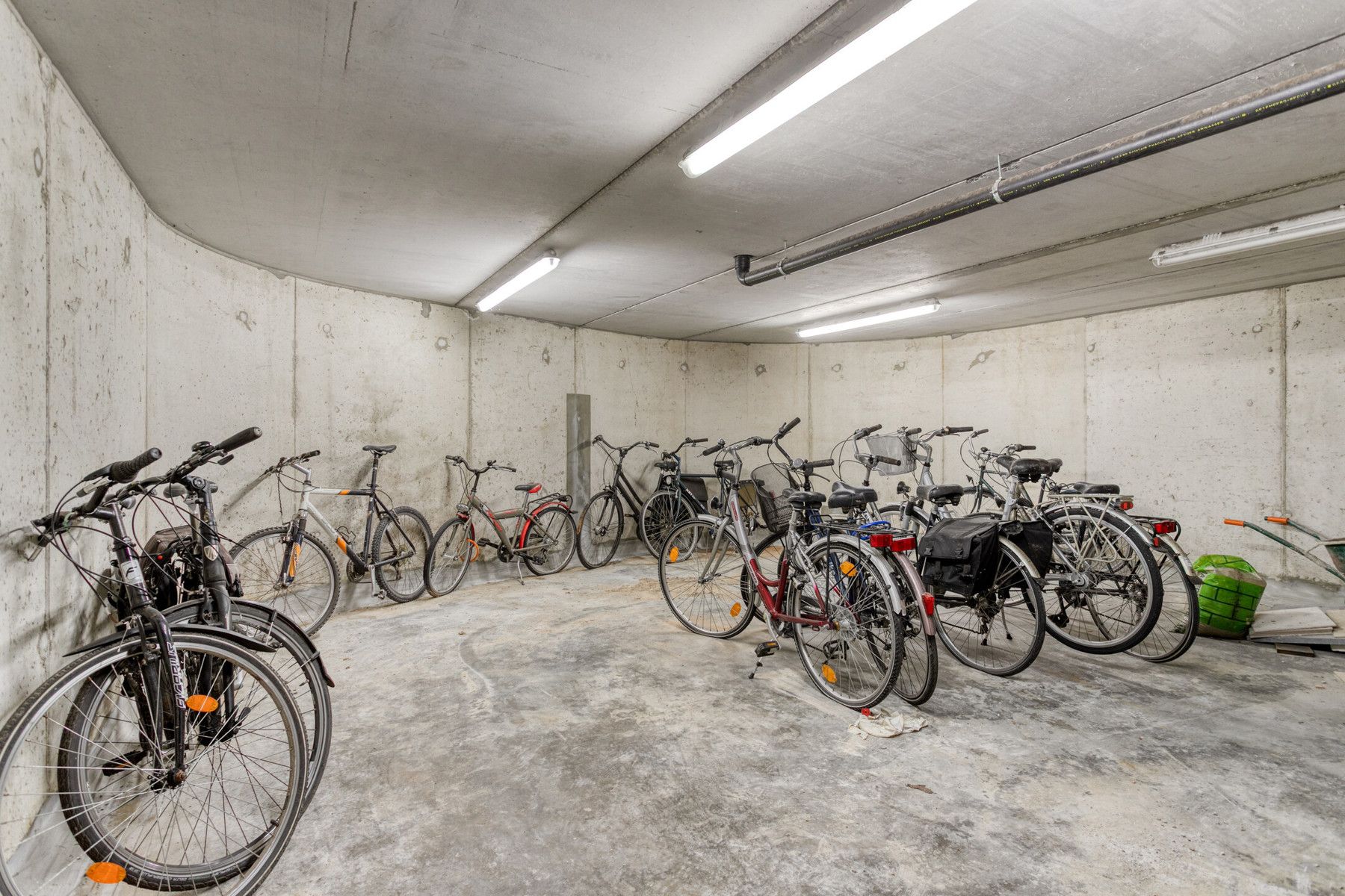 Luxe Duplex-appartement, 162 m² pure klasse in hartje Loppem foto 28