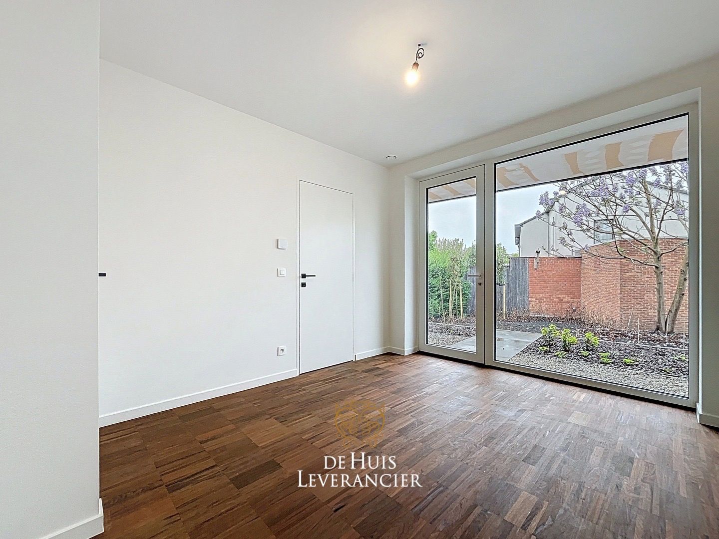 Vernieuwbouwde BEN Loft-villa te huur in Kontich foto 8