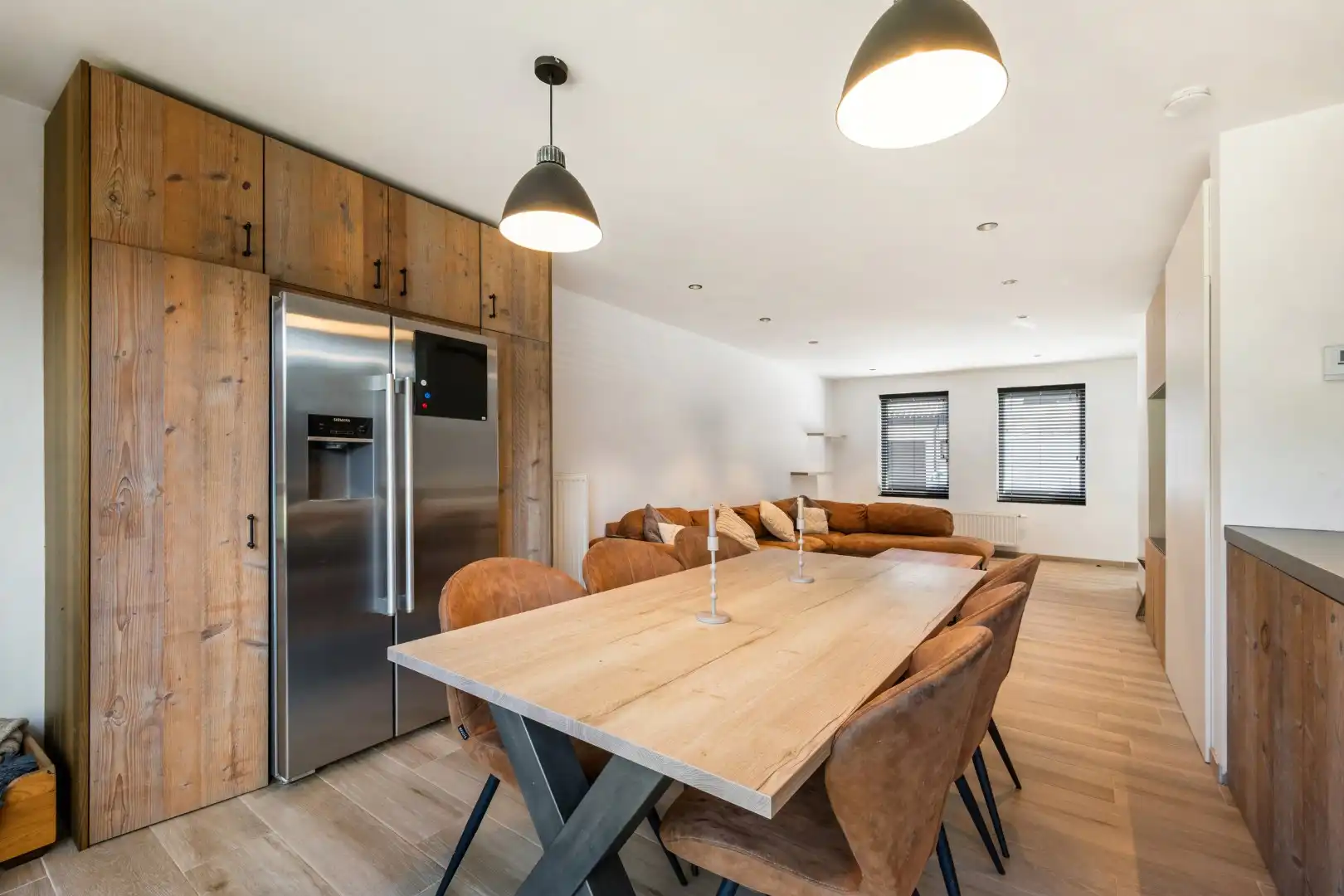 Instapklare woning met 3 slaapkamers, oprit voor 2 wagens en garage op rustige locatie in Beselare foto 7